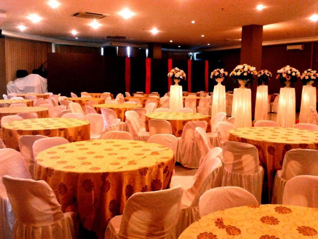 Paragon City Hotel Ипох Экстерьер фото